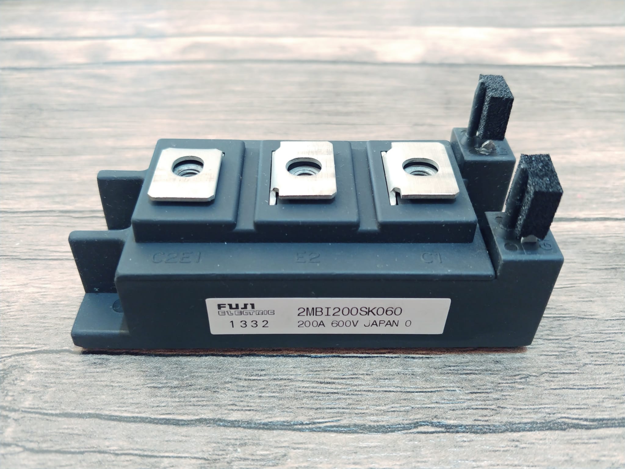 2MBI200SK-060               