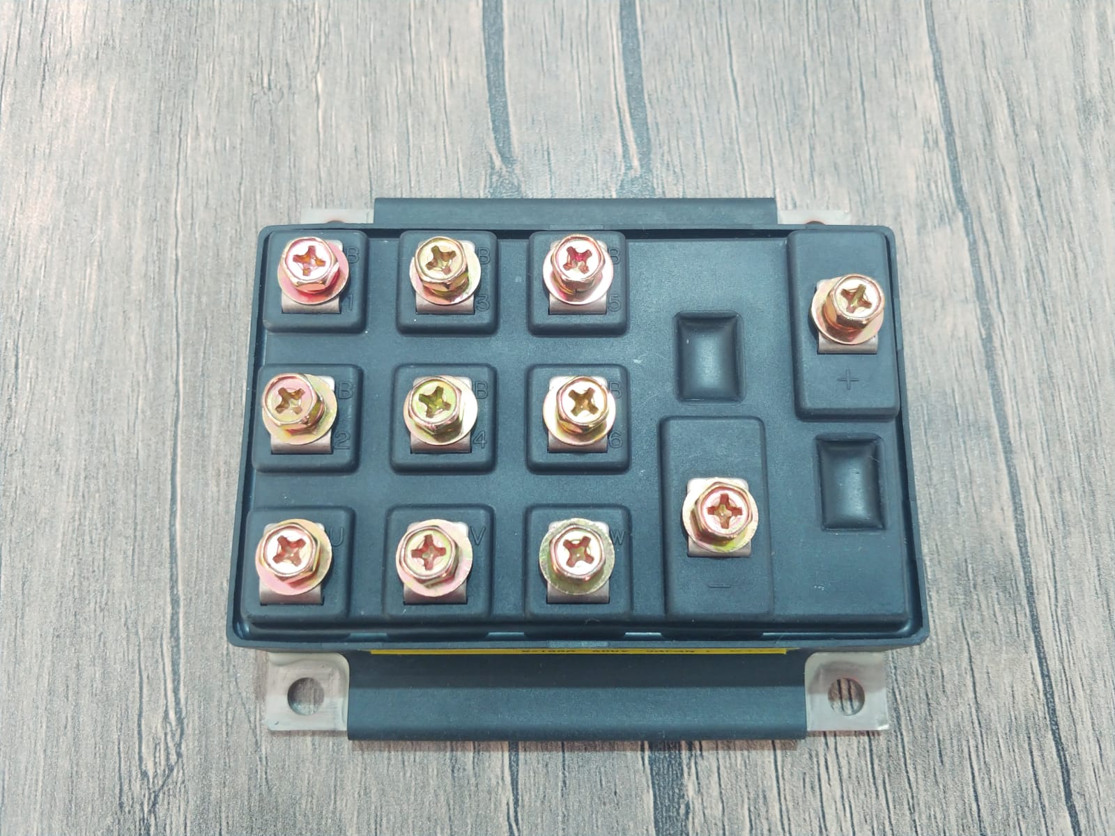 6DI100AH-050     