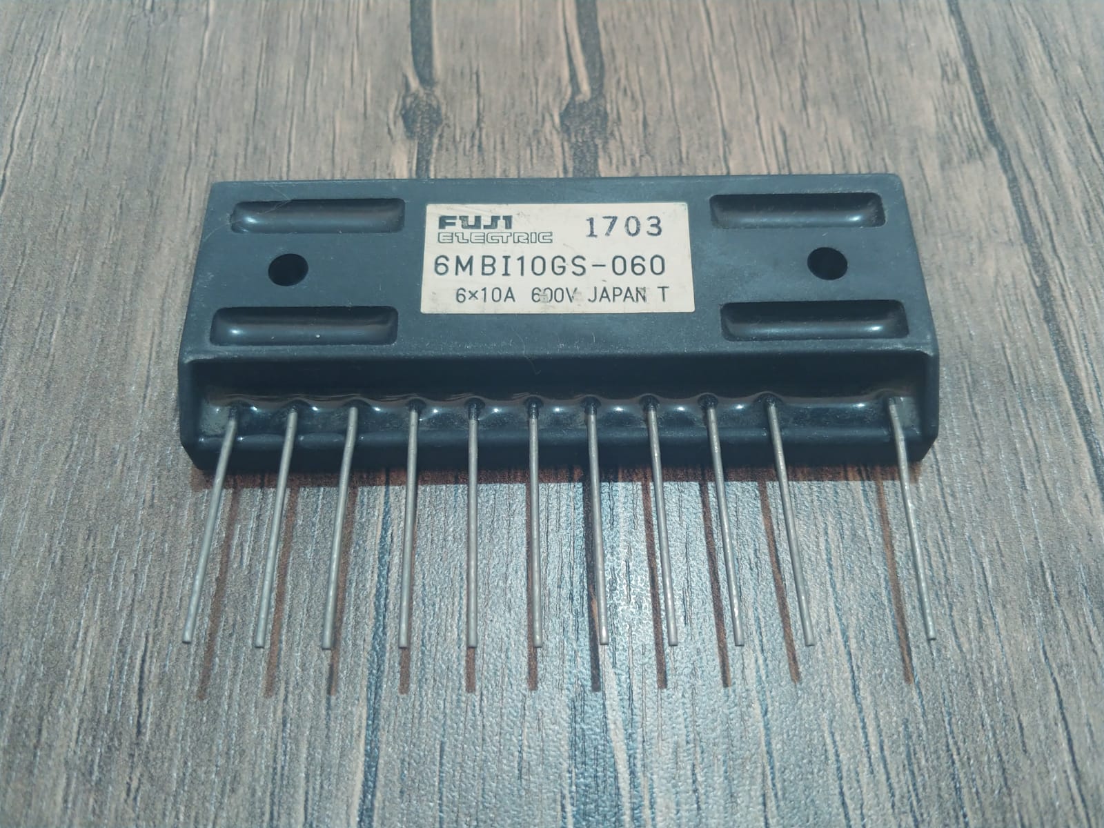 6MBI10GS060   