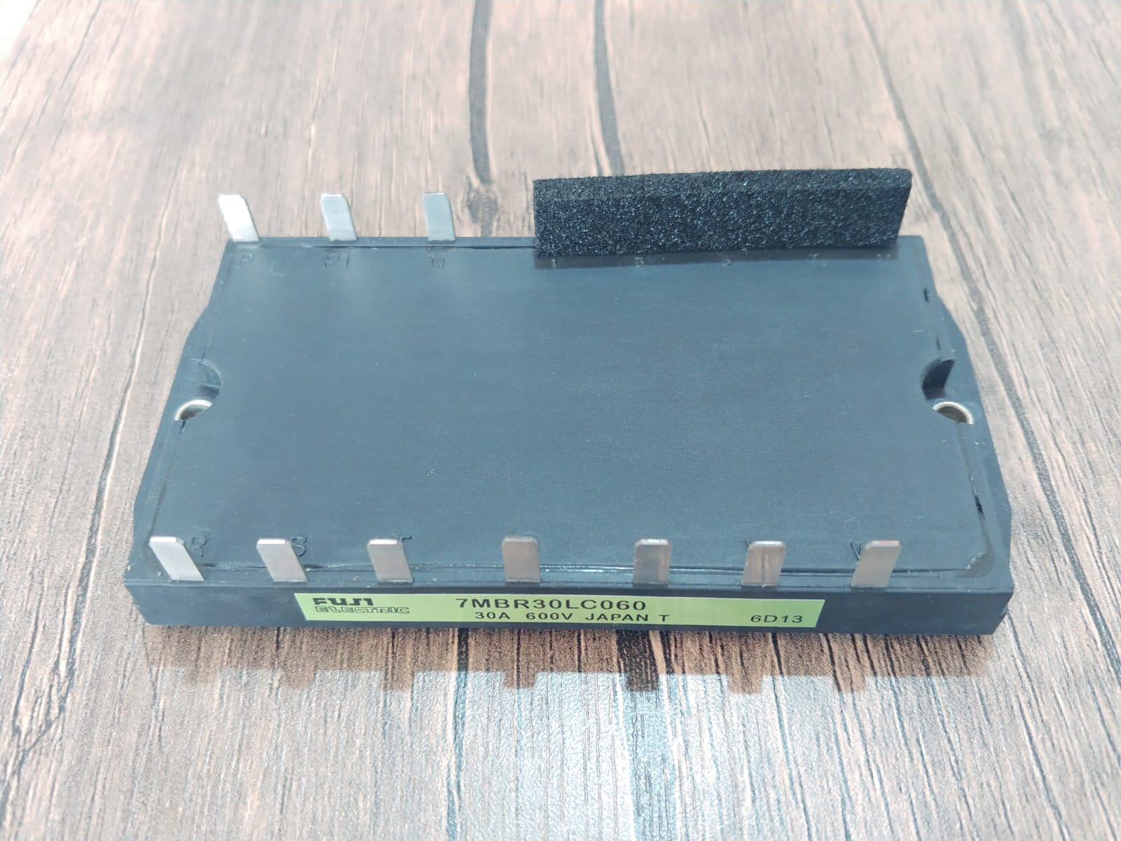 7MBR30LC060