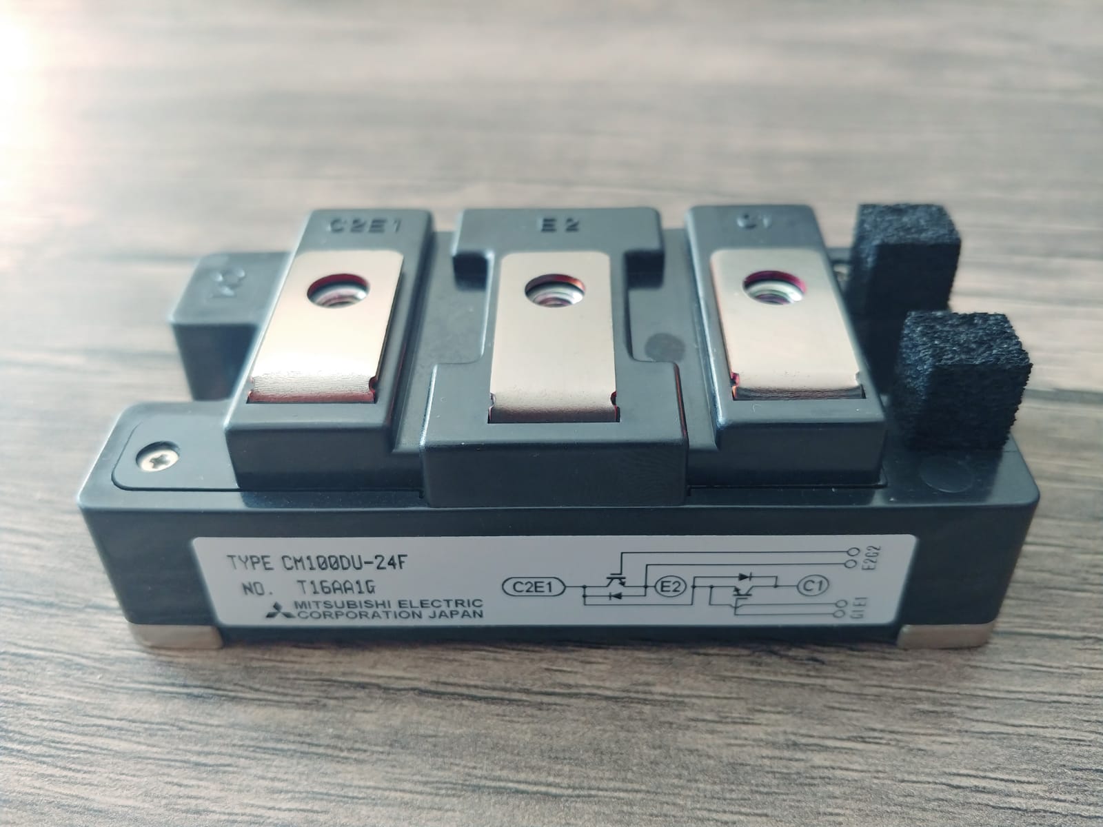 CM100DU-24F