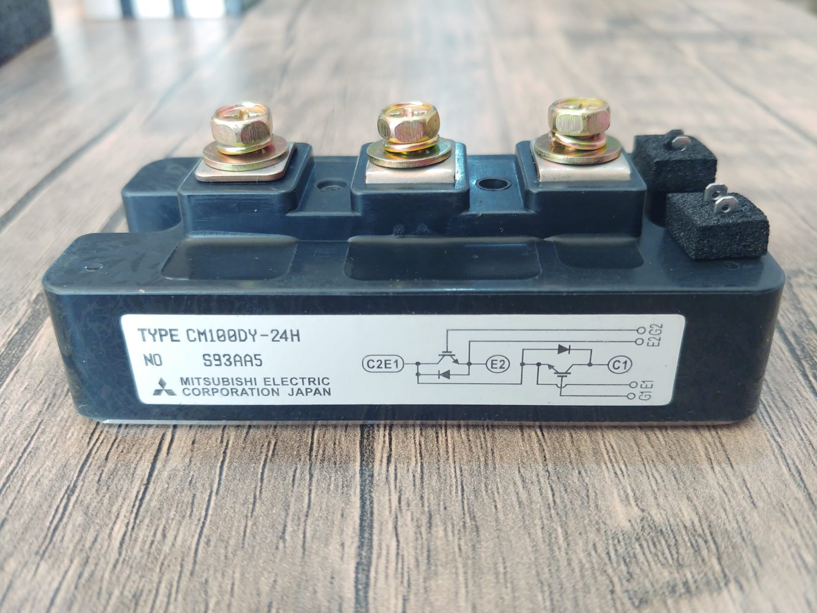 CM100DY-24H