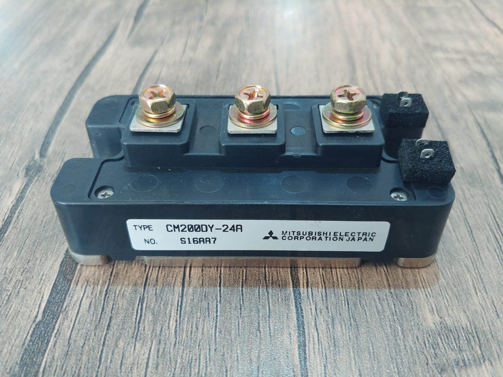 CM200DY-24A