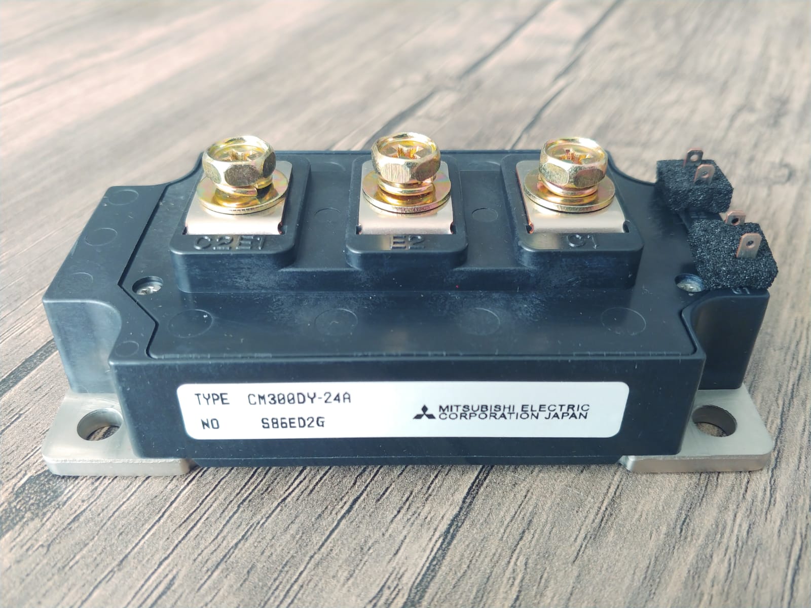 CM300DY-24A