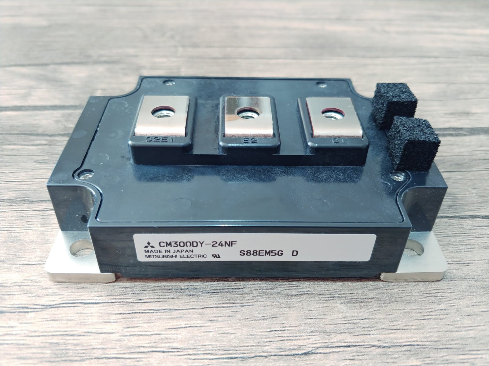 CM300DY-24NF