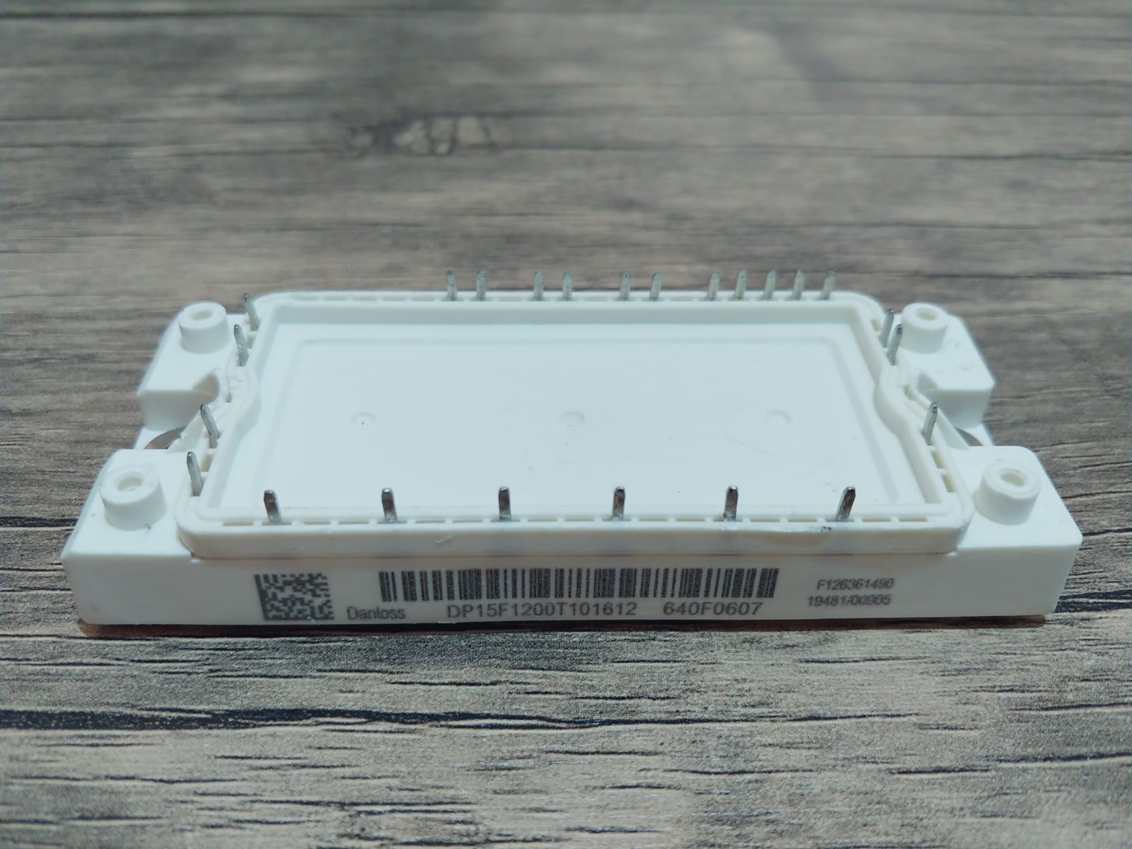 DP15F1200T101612