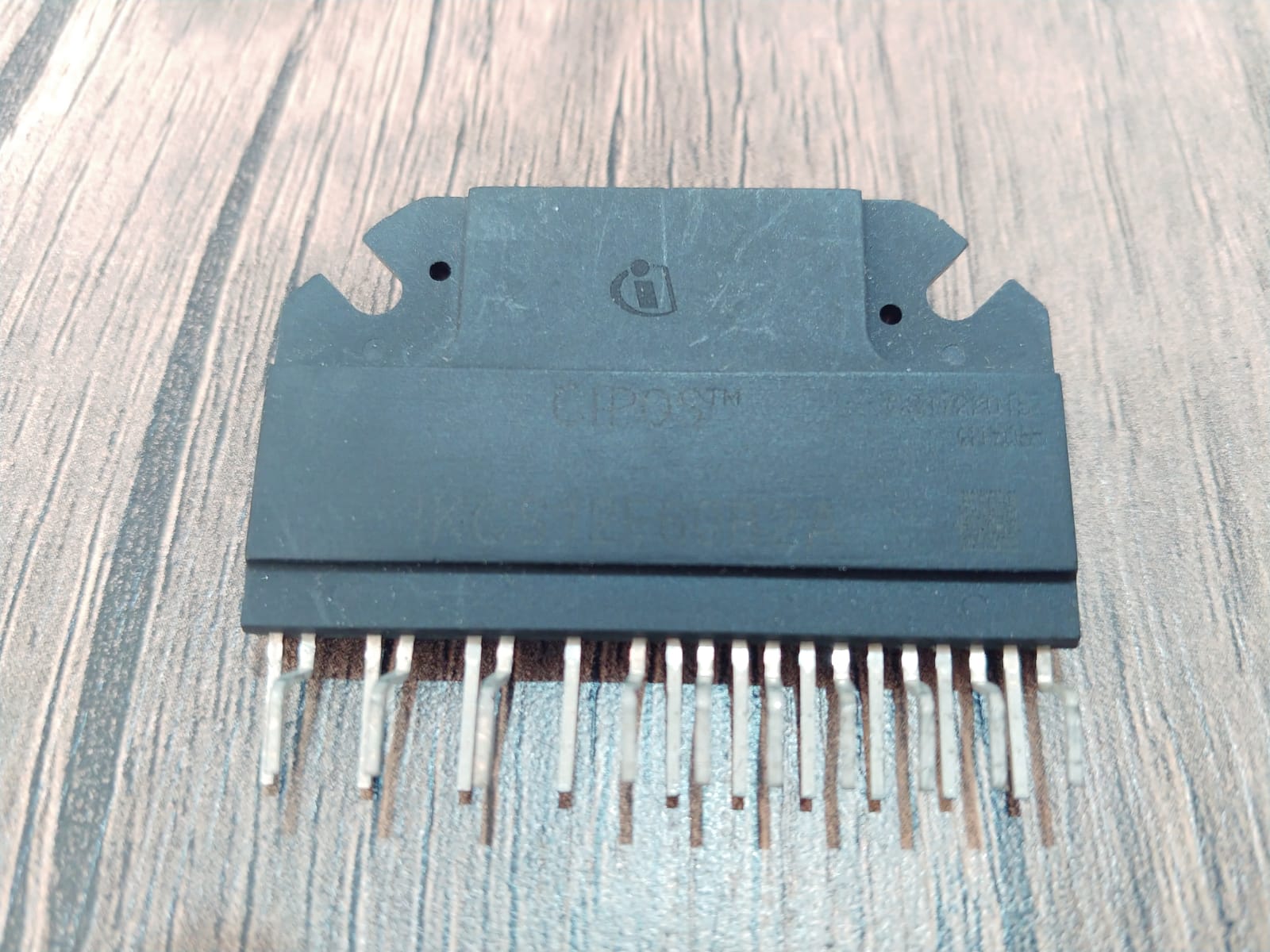 IKCS12F60B2A