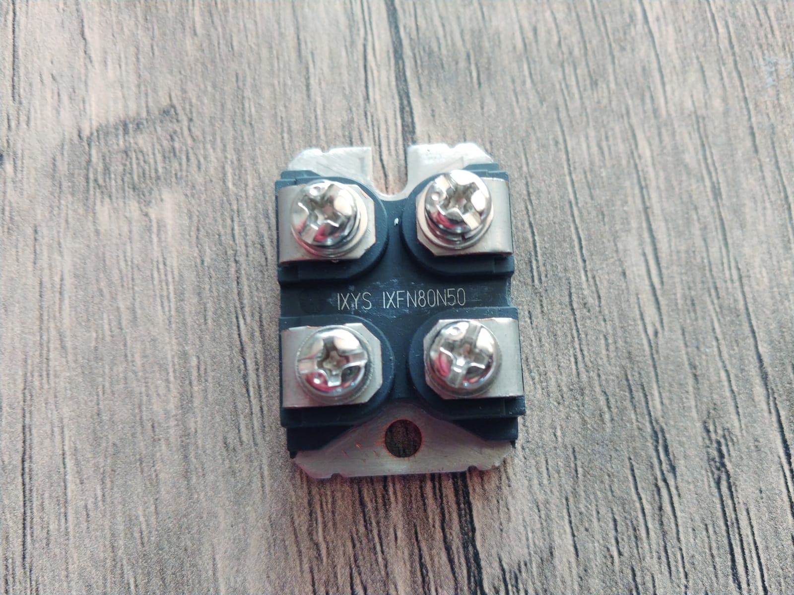 IXFN80N50
