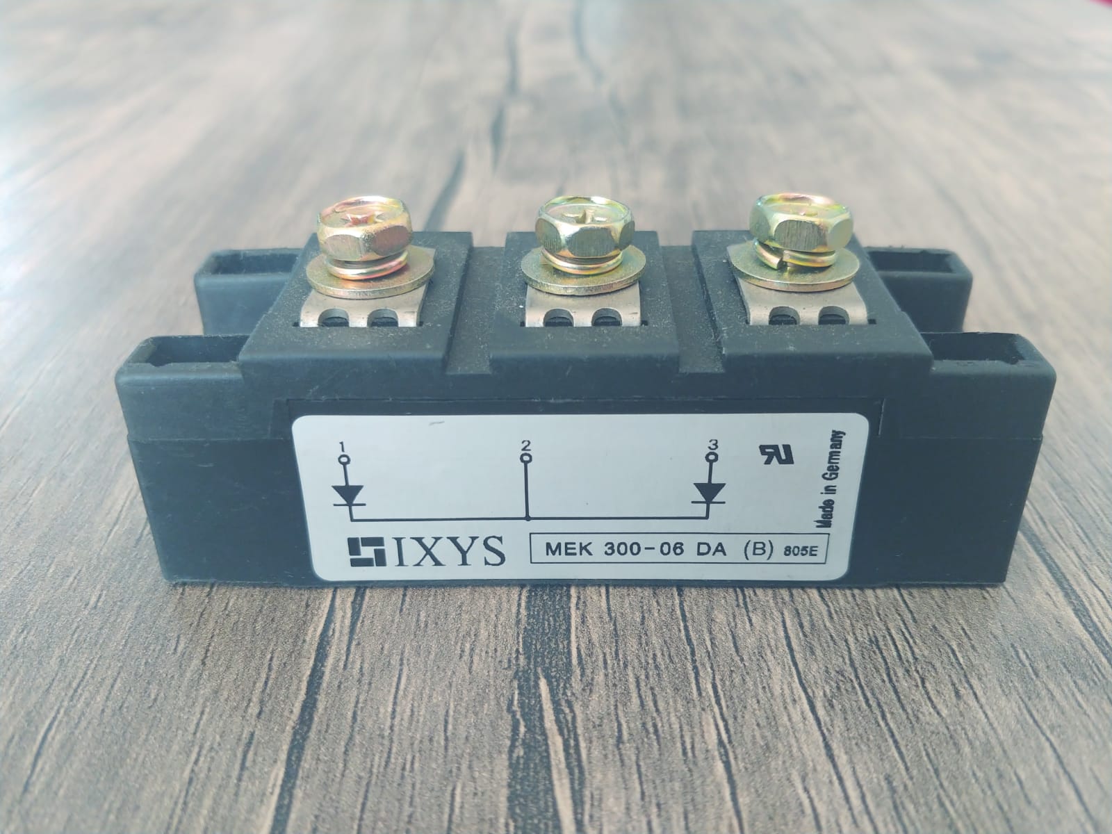 MEK300-06DA