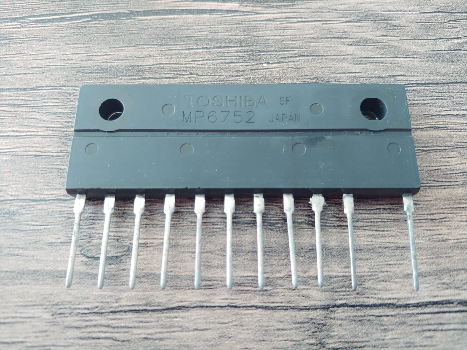 MP6752