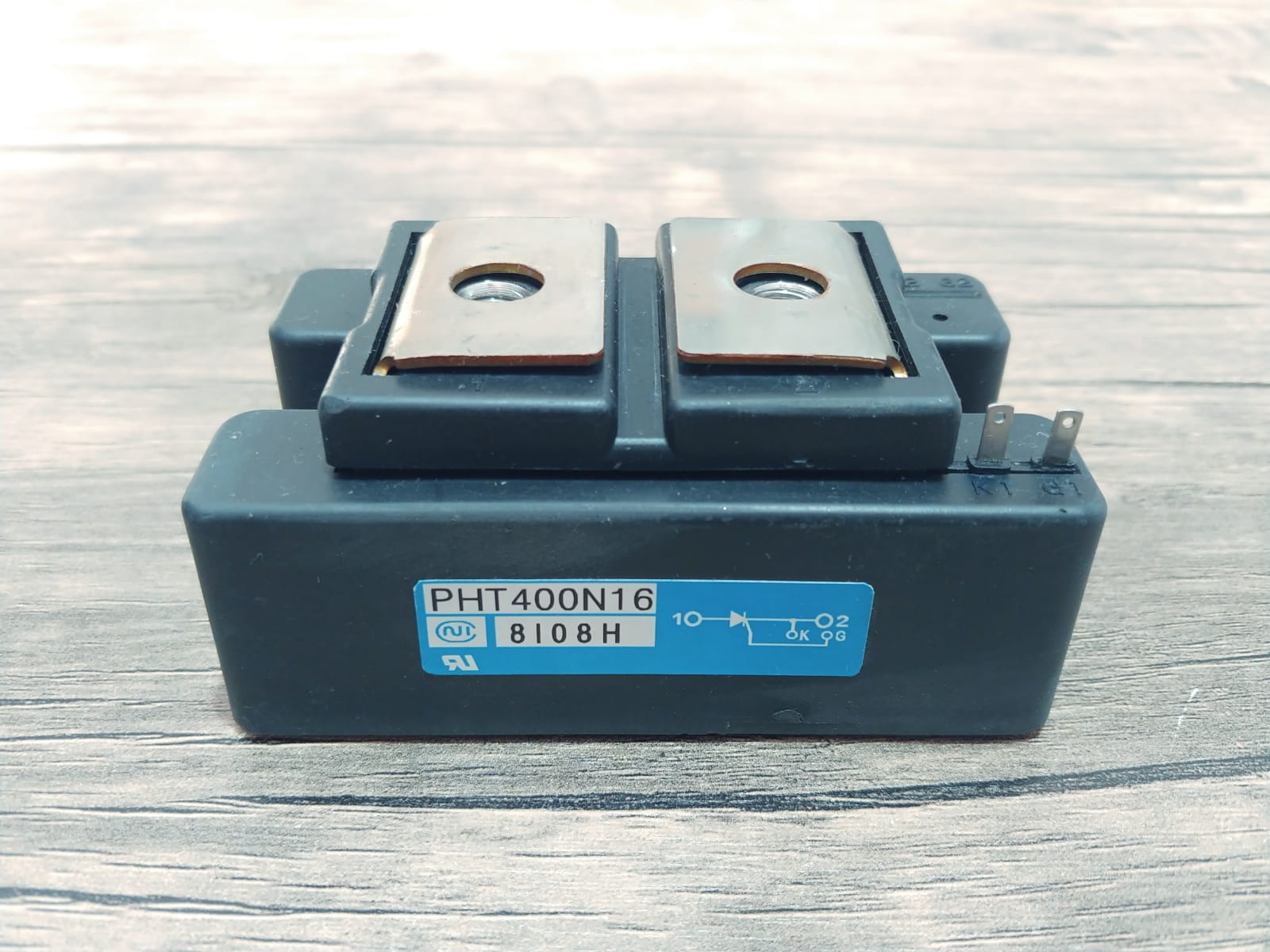 PHT4000N16