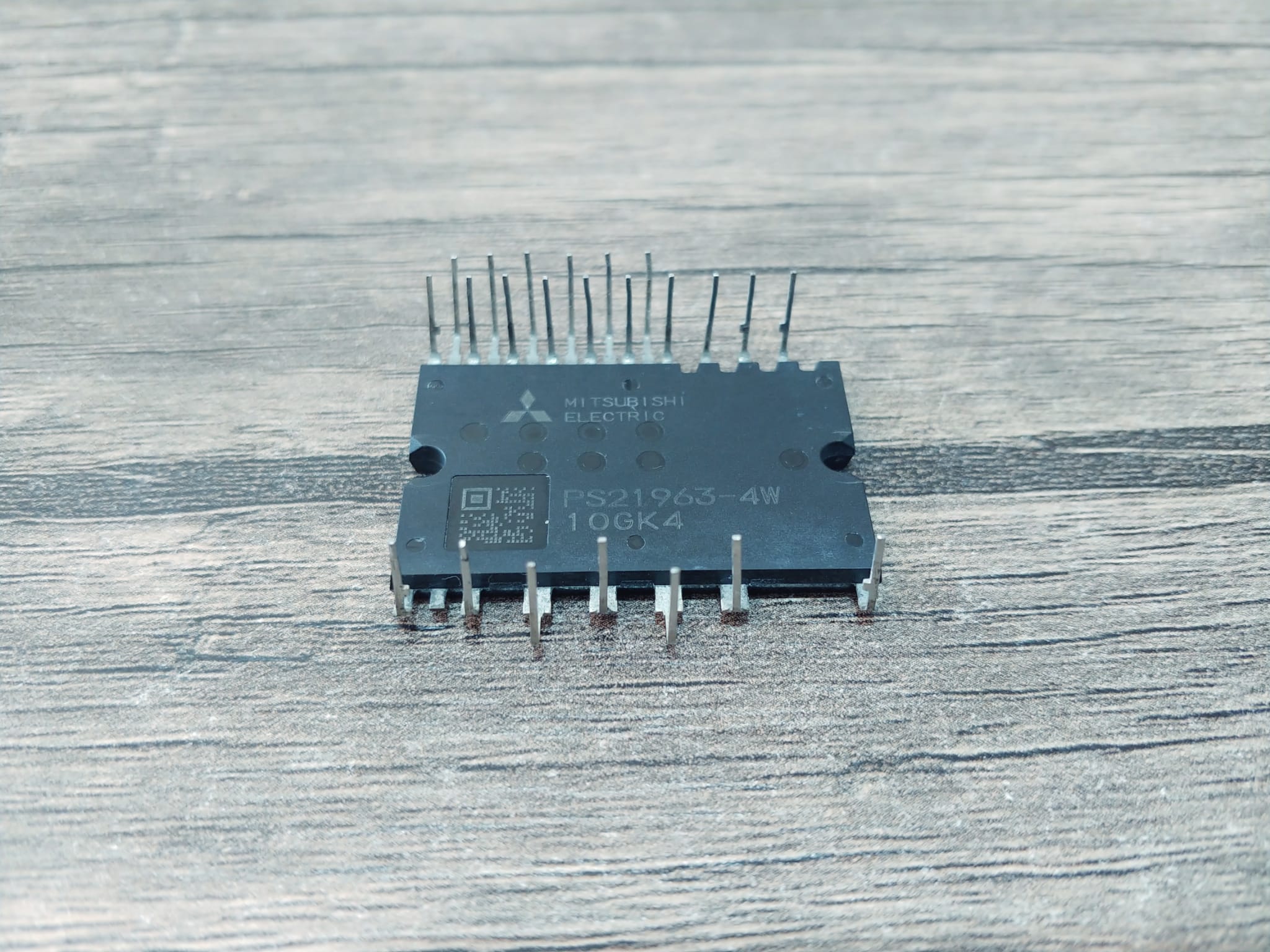 PS21963-4W