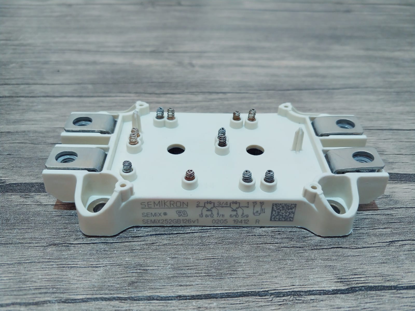 SEMIX252GB126V1