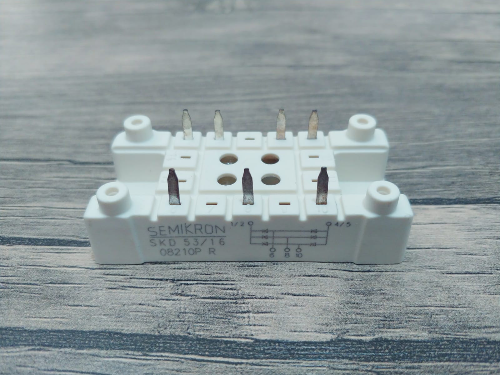 SKD53-16E