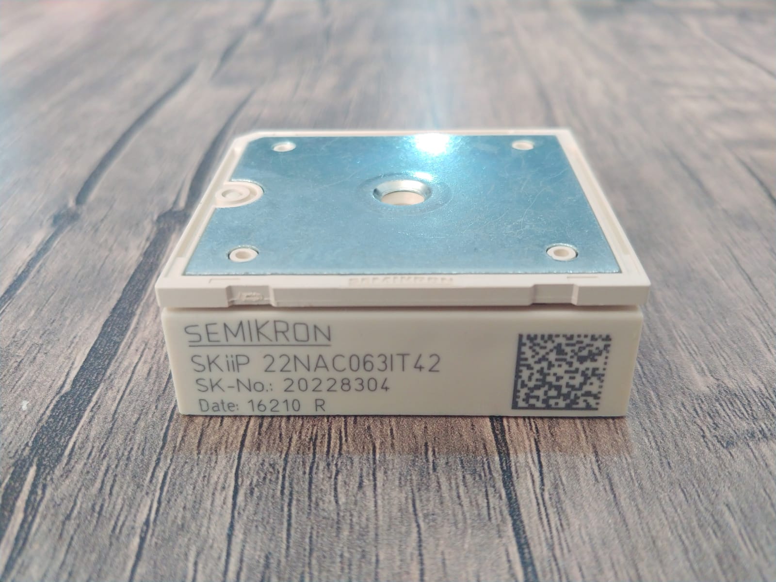 SKIIP22NAC063IT42