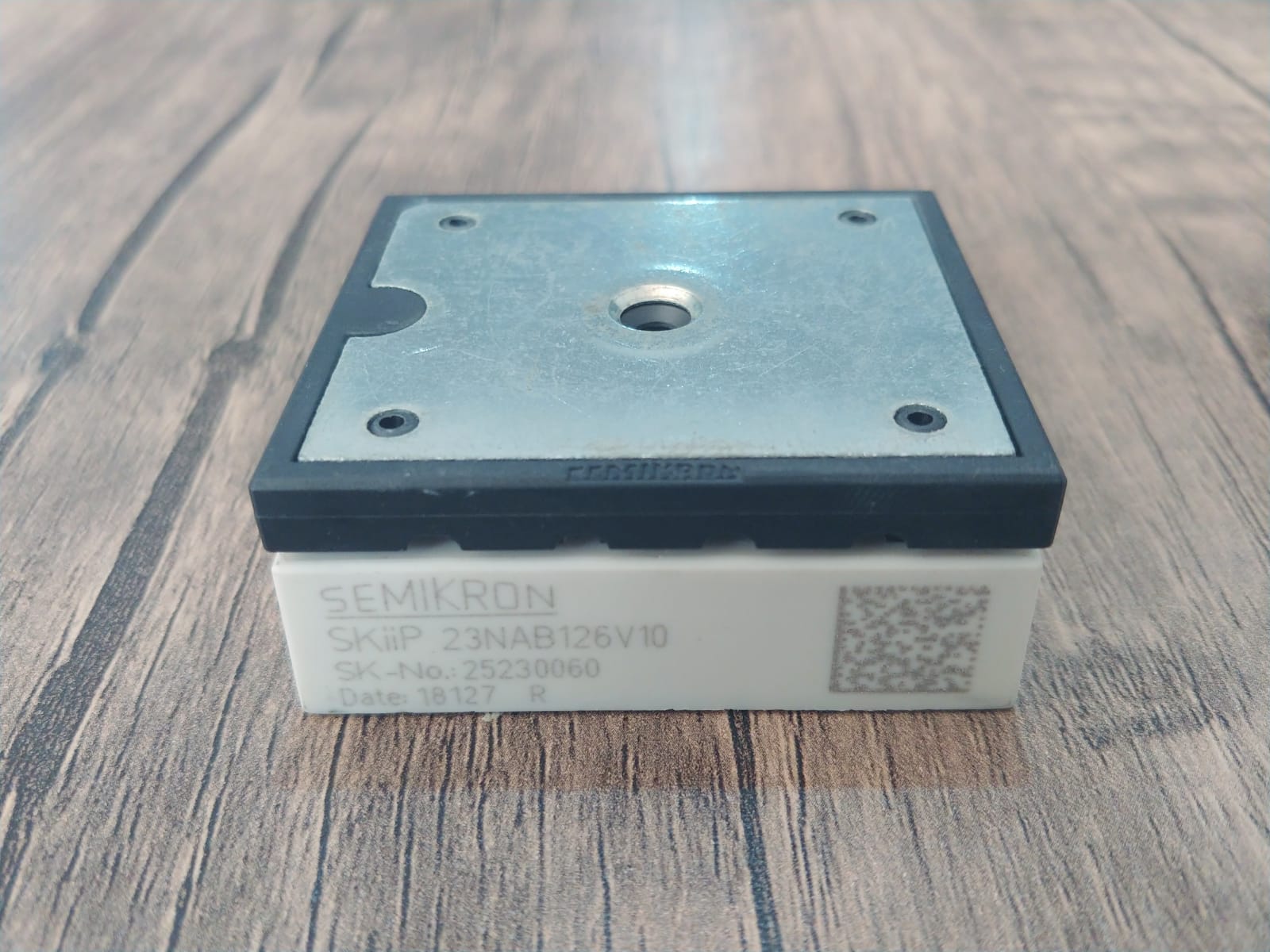 SKIIP23NAB126V10