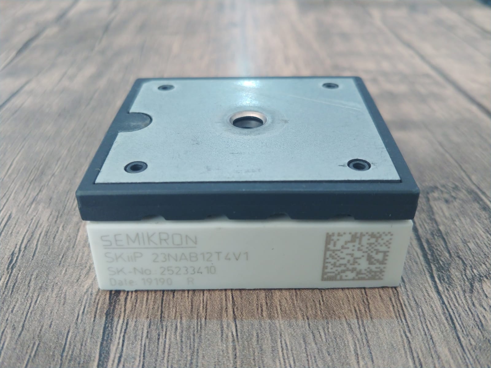 SKIIP23NAB12T4V1