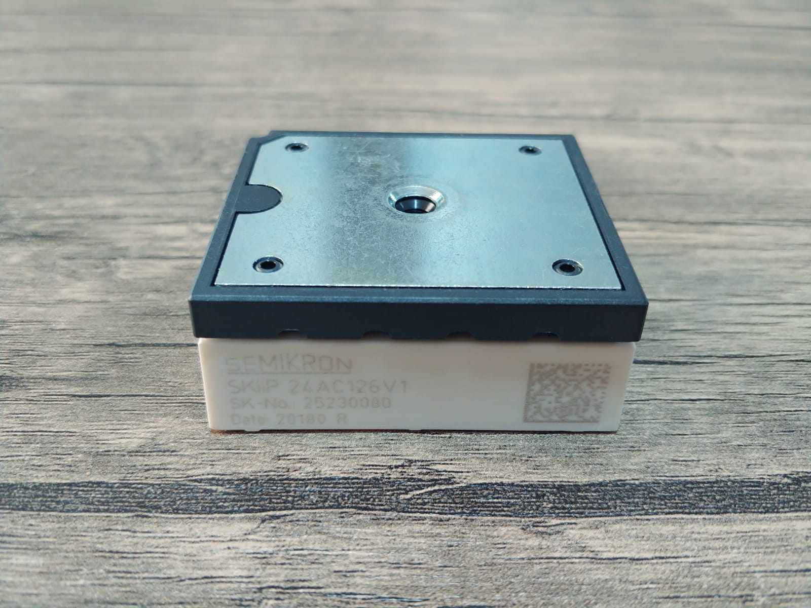 SKIIP24AC126V1