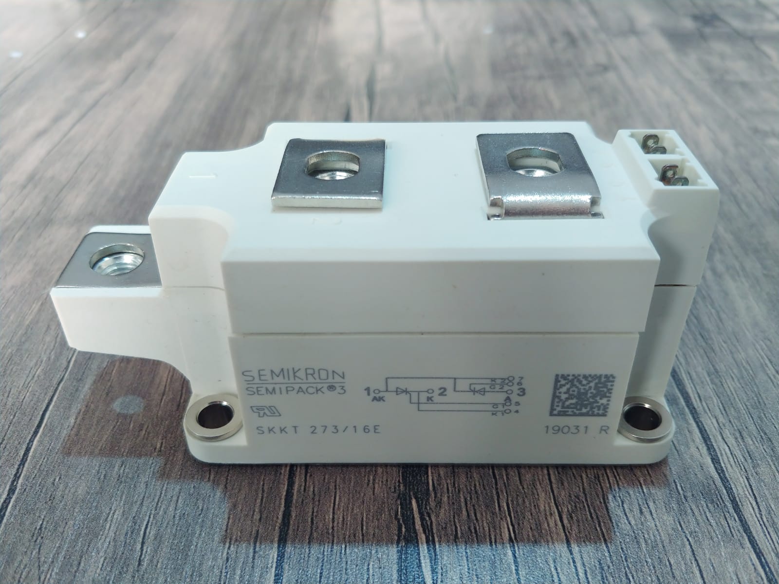 SKKT273-16E
