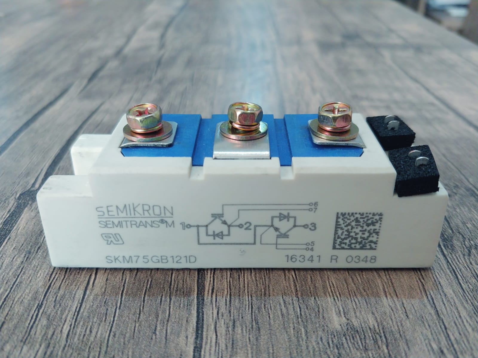 SKM75GB121D