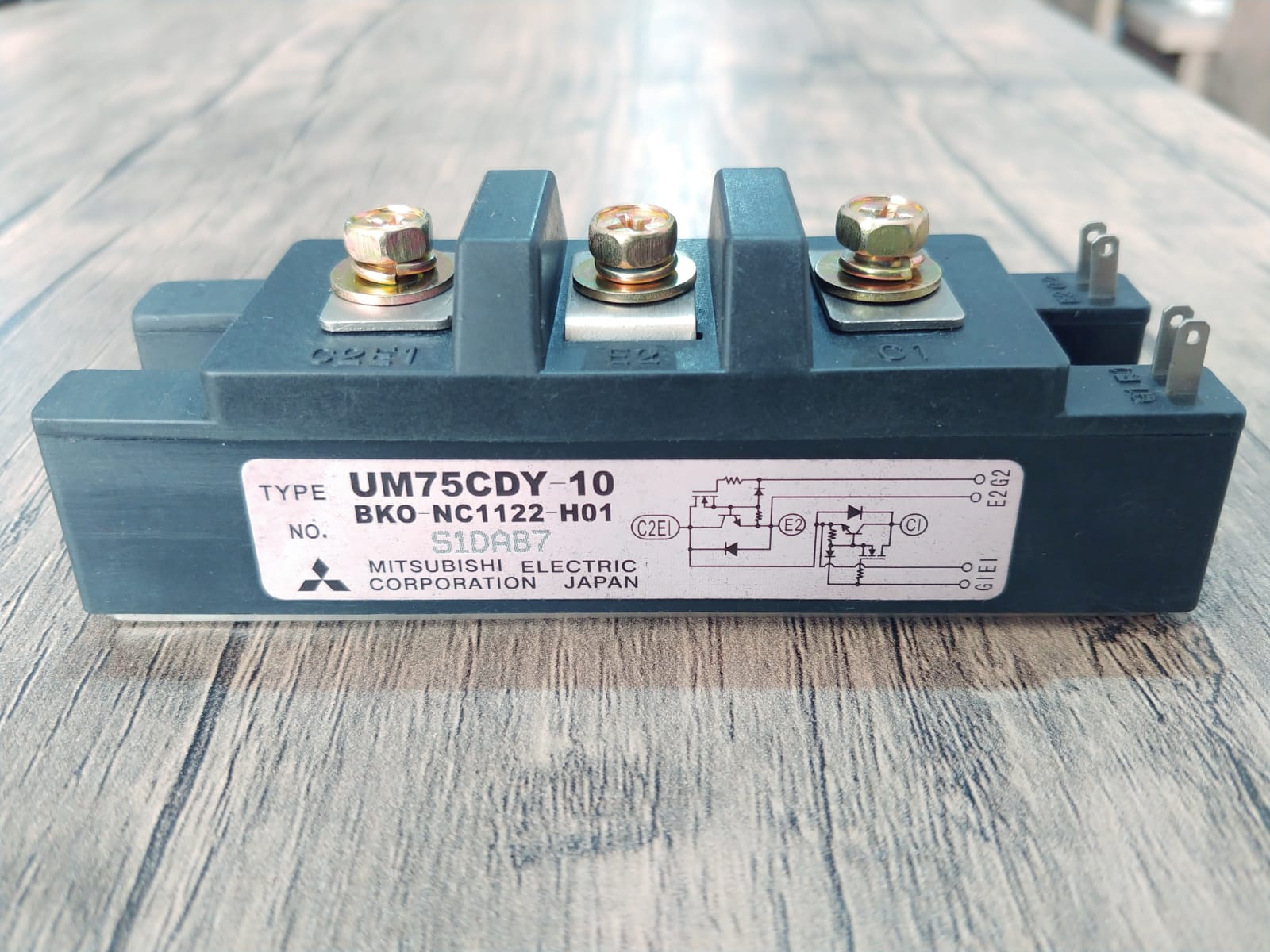 UM75CDY-10