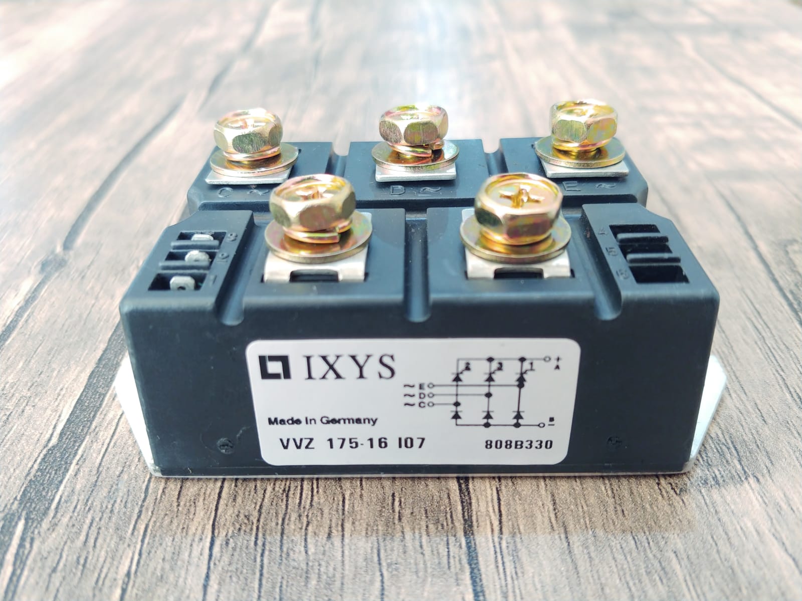 VVZ175-16IO7