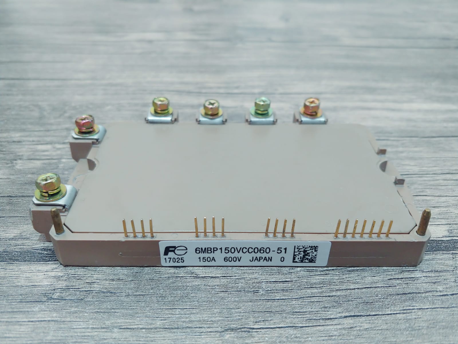 6MBP150VCC060-51                       6MBP150VCC-060-51