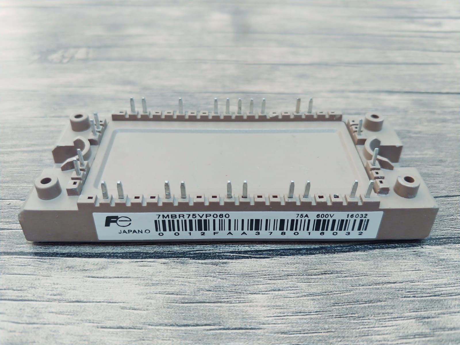 7MBR75VP060          7MBR75VP-060