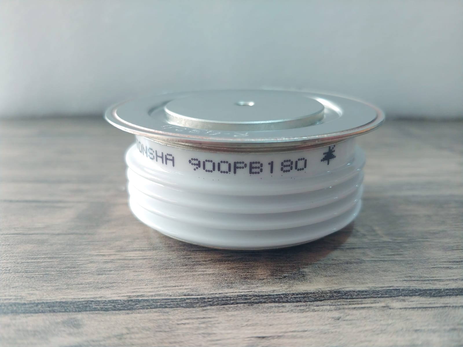 900PB180   ST780C16    SKT760-18E 910 AMPER 1800 VOLT DİSK TİPİ TRİSTÖR