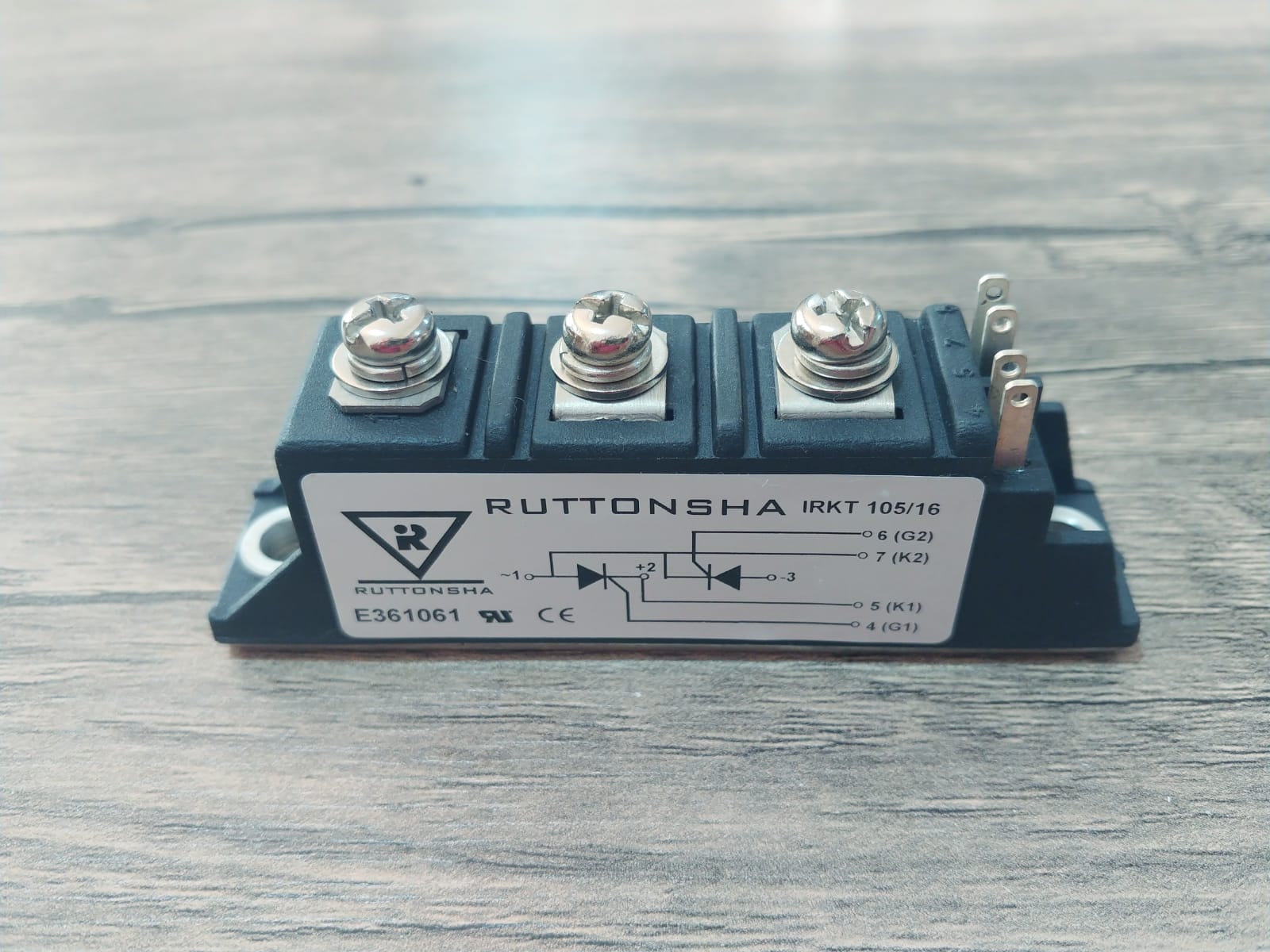 IRKT105/16   105 AMPER 1600 VOLT TRİSTÖR TRİSTÖR MODÜL