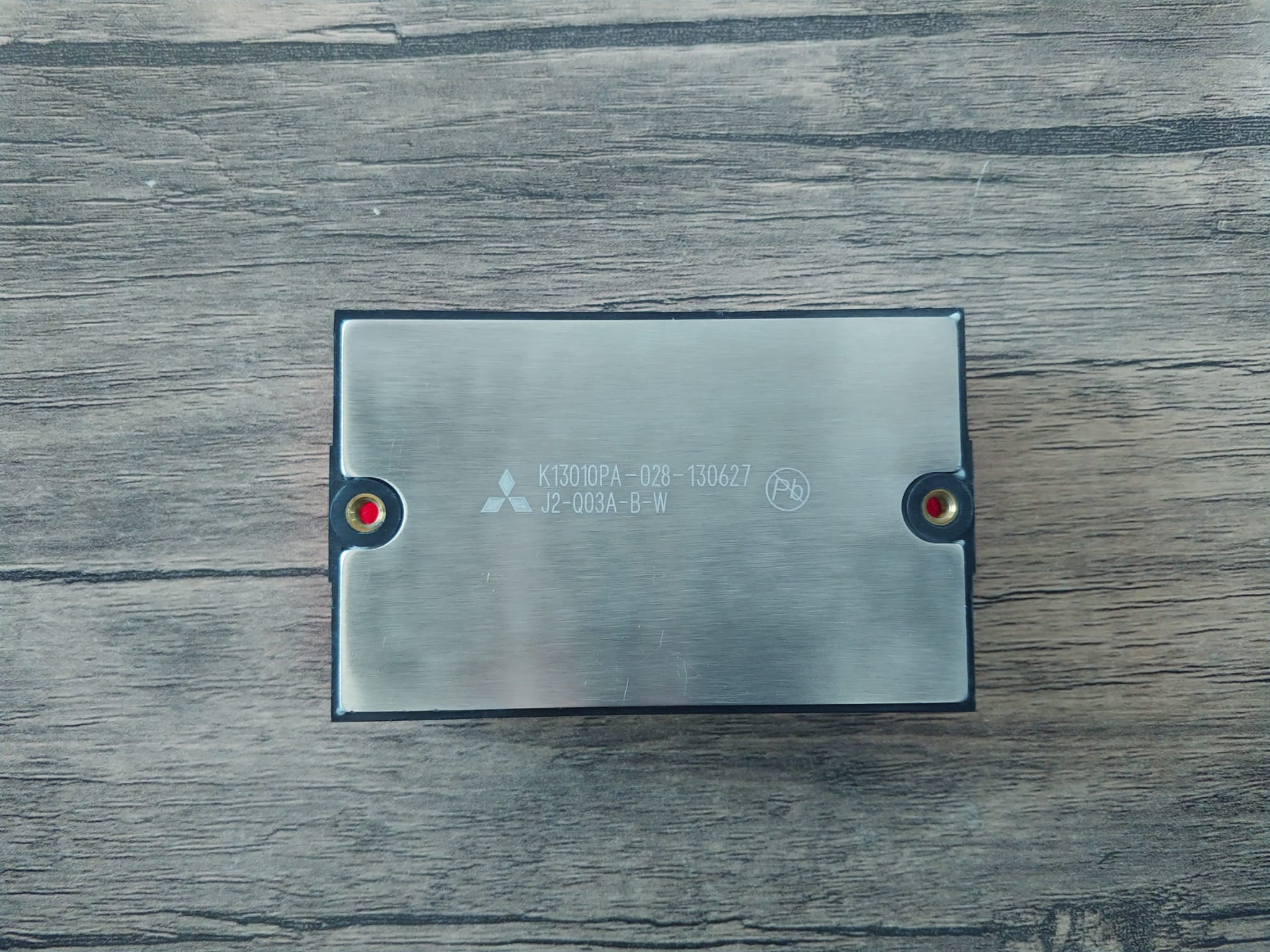 J2-Q03A-B-W