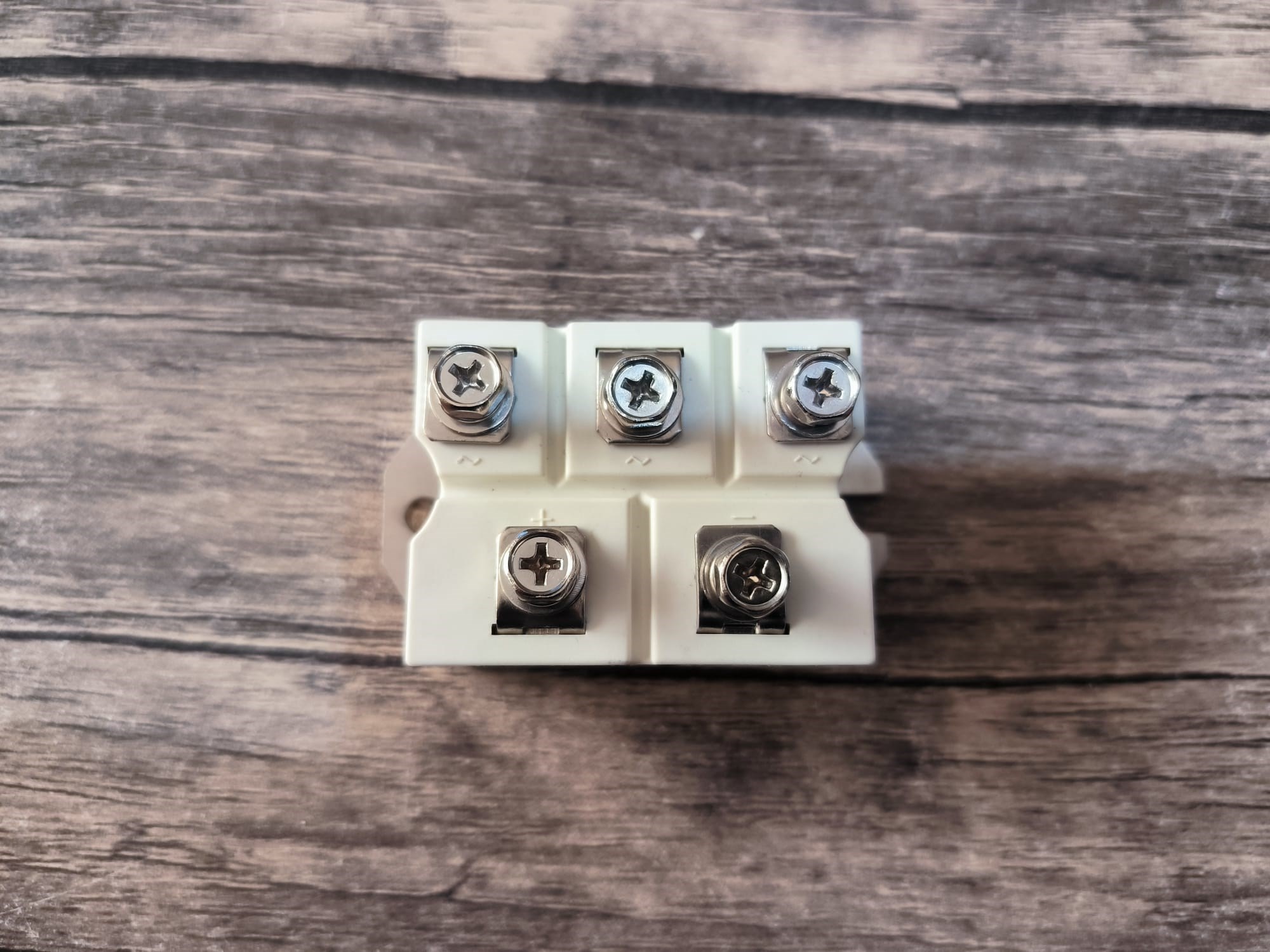 SKD62-16E