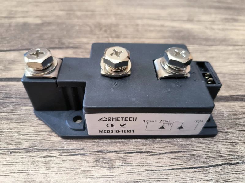 MCD310-16IO1