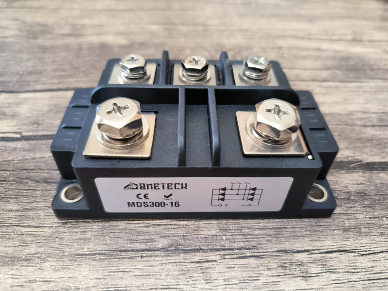 MDS300-16   300 AMPER 1600 VOLT 3 FAZ KÖPRÜ DİYOT