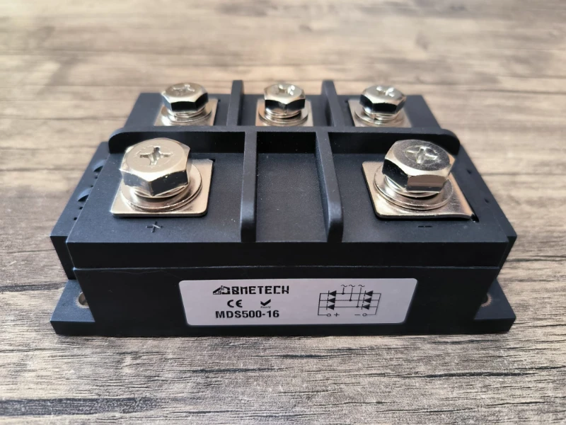 MDS500-16   