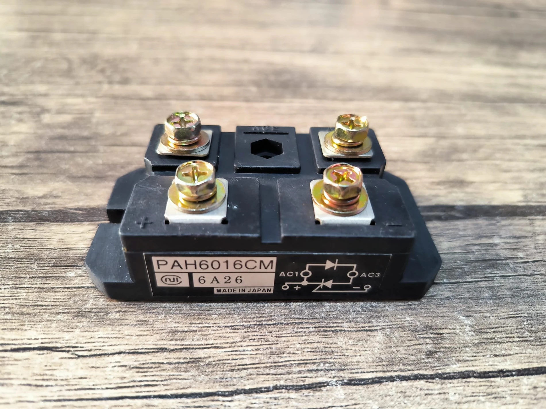 PAH6016CM