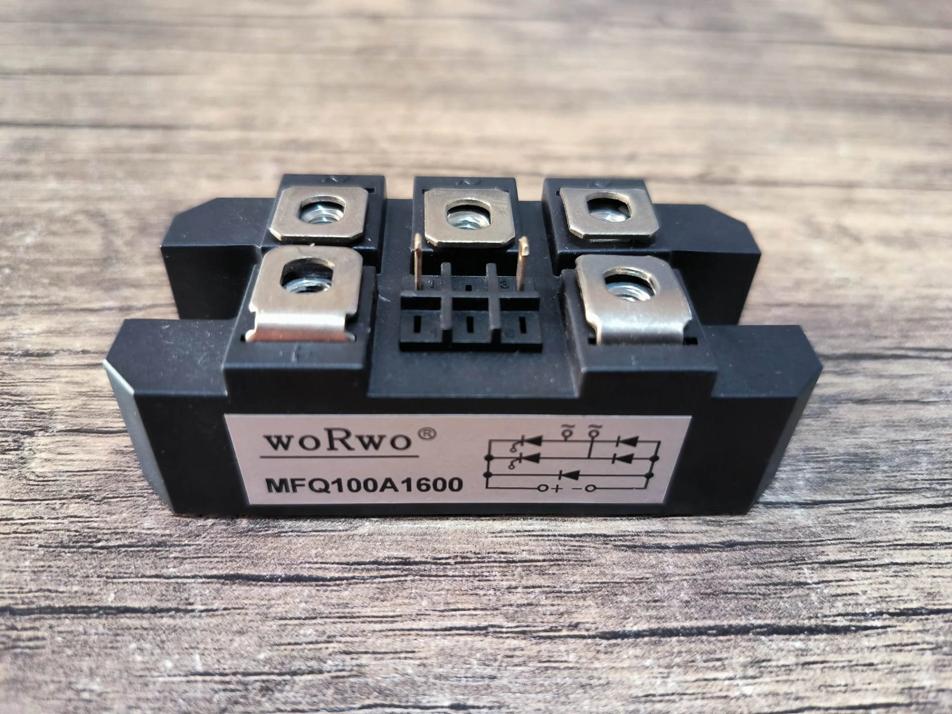 MFQ100A1600
