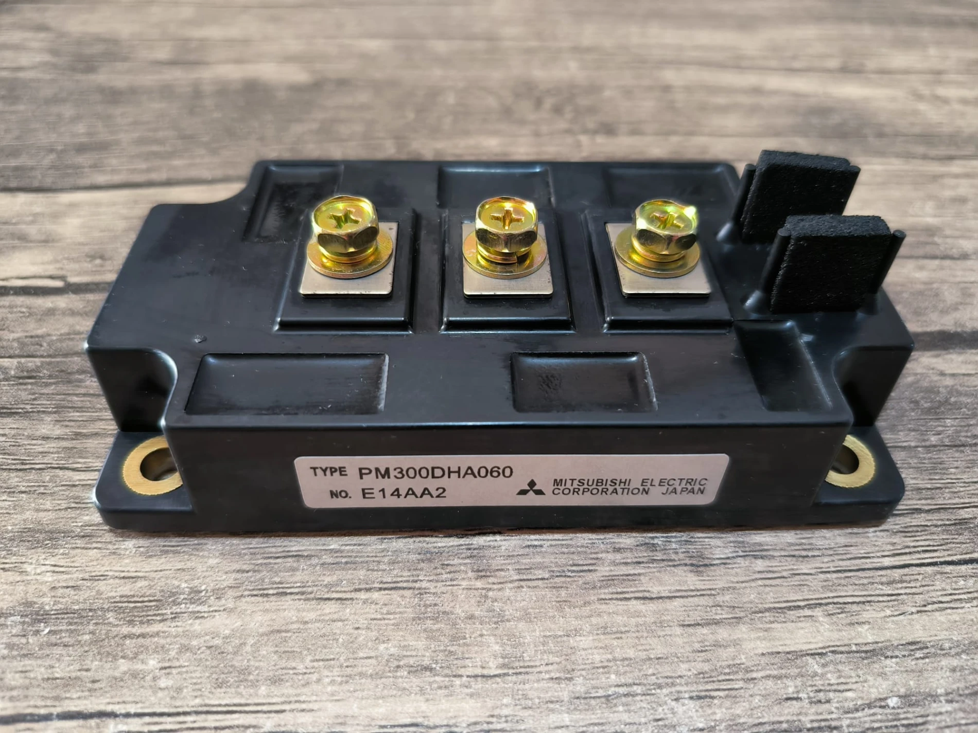 PM300DHA060